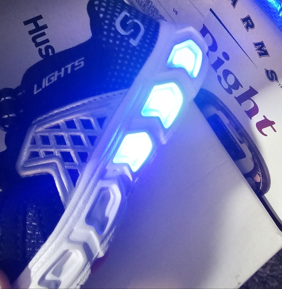 Skechers light up sneakers - Picture 4 of 4